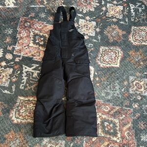 686 Frontier Insulated Bibs for Ski/Snowboard like Nee